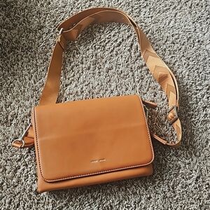 Pixie Mood Gianna Crossbody Bag
